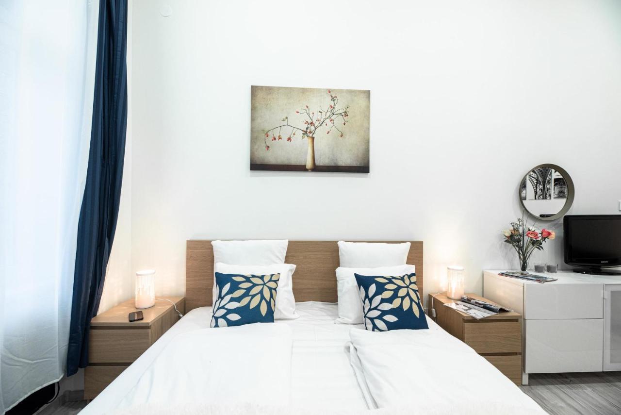 City Center Quiet Flat Budapest Bagian luar foto